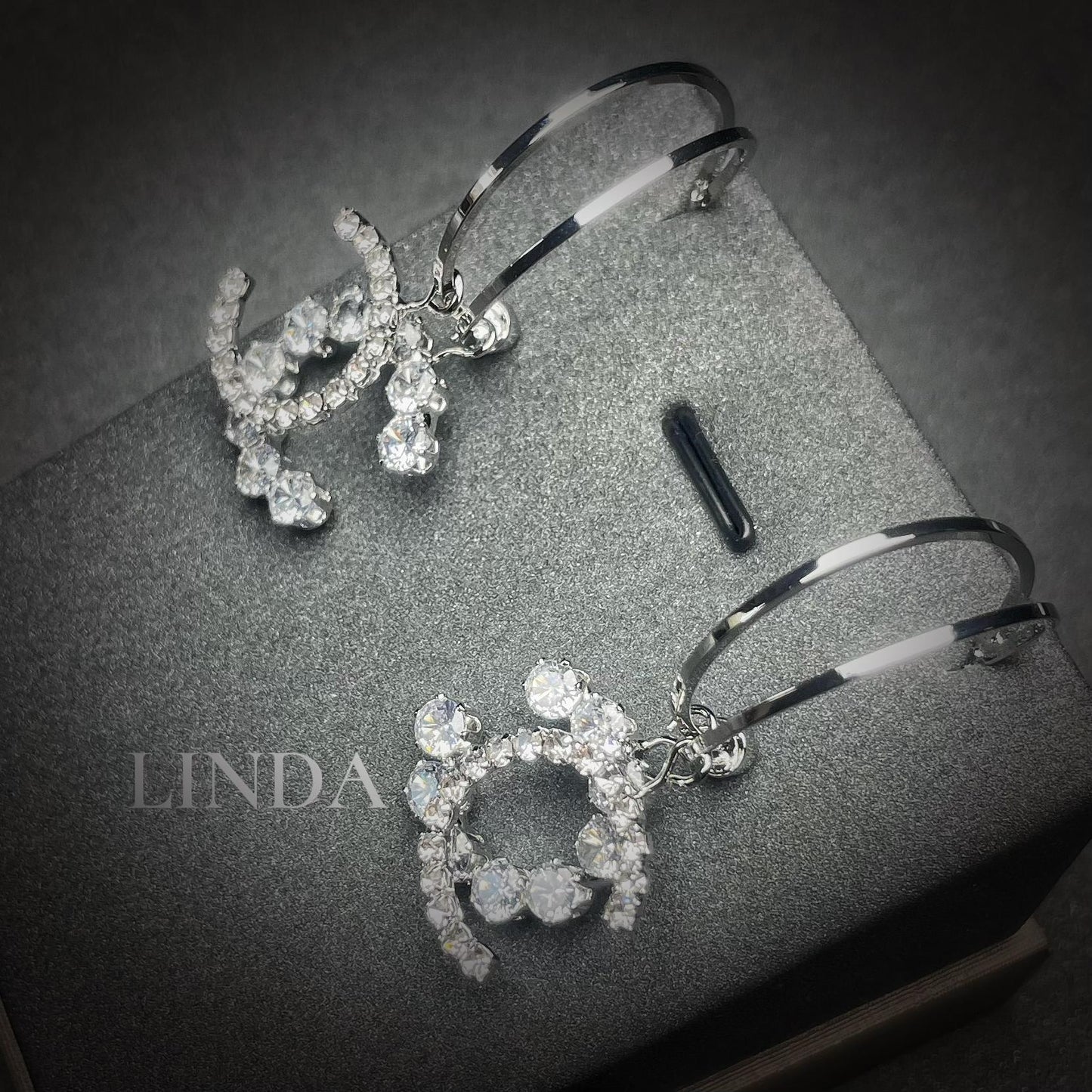 Double C earrings